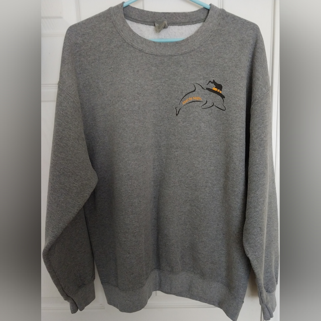Lemoyne College Sweatshirt. Unisex Size Large